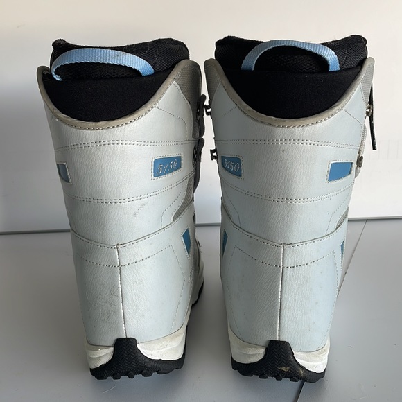 Fifty-One-Fifty (5150) Snowboard Boots Women - Picture 7 of 8